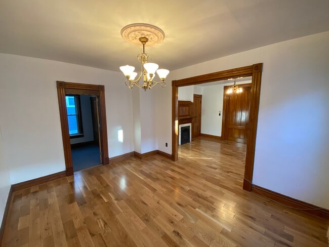 Building Photo - 61 Collins Ave