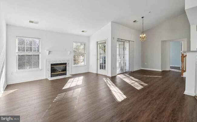 Building Photo - 4151 Castlecary Ln