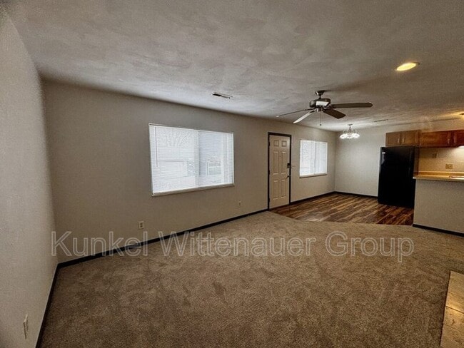 Building Photo - 262 Eagle Ridge