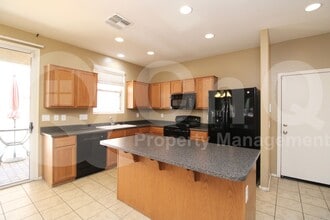Building Photo - 105 N 87th Ave