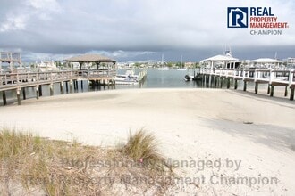 Building Photo - Furnished Year Round Rental One Block from Ocean on Wrightsville Beach