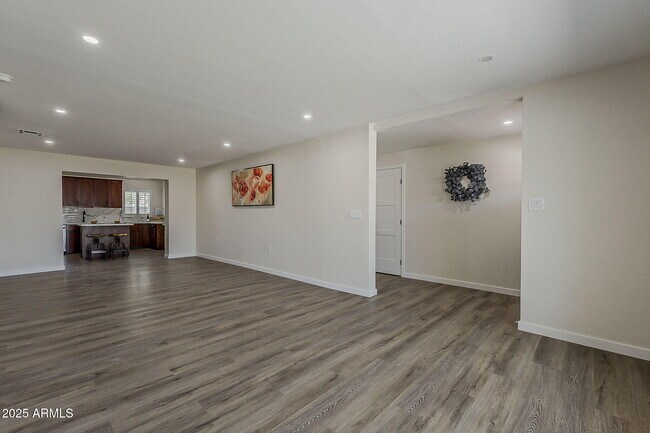 Building Photo - 8215 E Cypress St