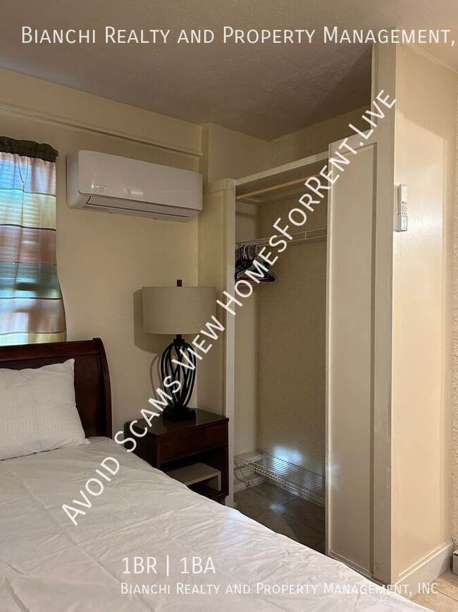 Building Photo - Furnished 1-Bedroom Apartment with Utiliti...