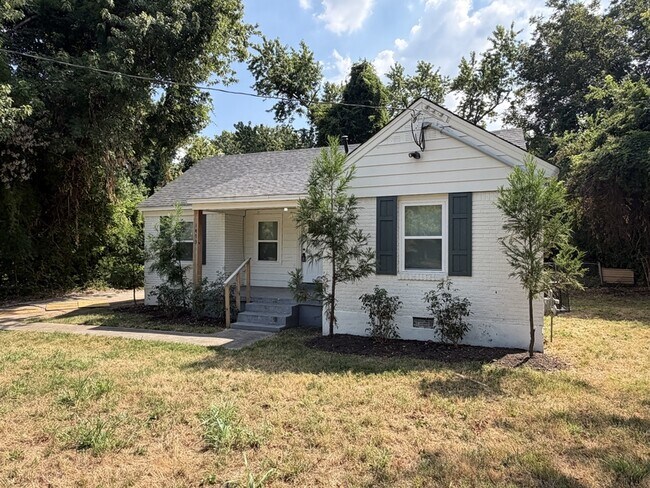Building Photo - 1473 Oberle Ave