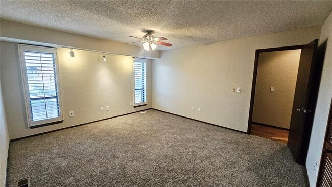 Building Photo - 5301 NW 115th St