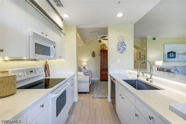 Building Photo - 2690 Cypress Trace Cir