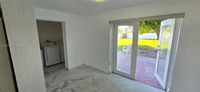 Building Photo - 12140 SW 218th St