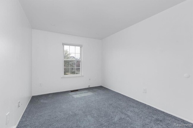 Building Photo - 22241 Atlantic Pointe