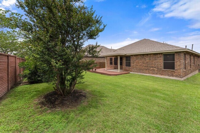 Building Photo - 1104 Chad Dr