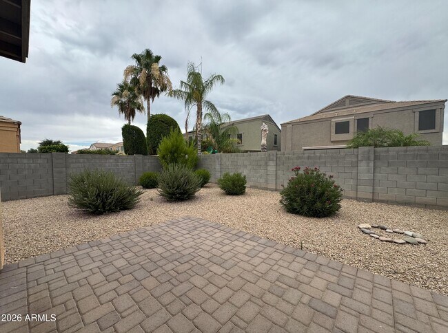 Building Photo - 9575 W Quail Ave