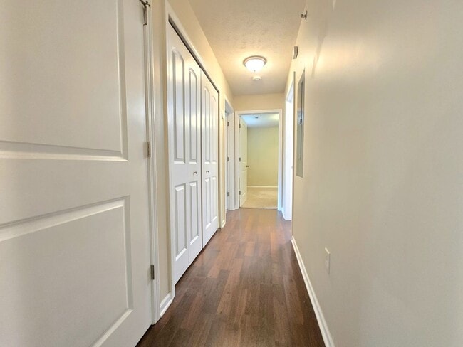 Building Photo - 5640 Irish Way