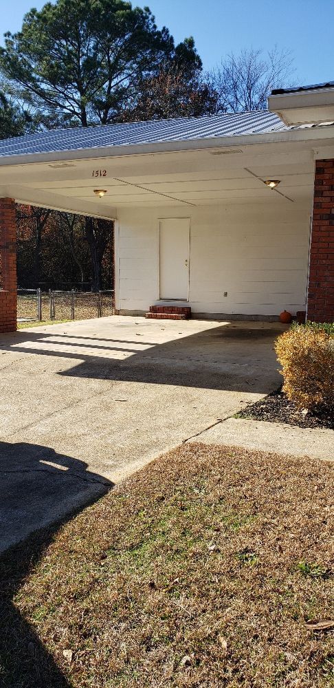 Building Photo - Home in Golden Springs