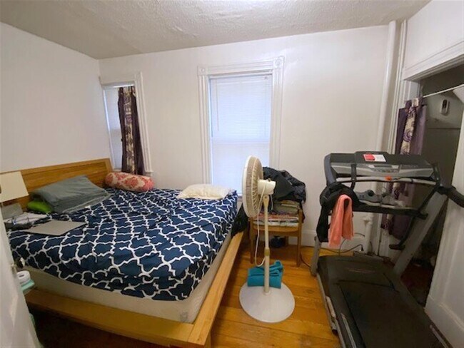 Building Photo - 62 Eustis St