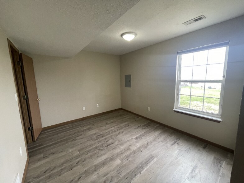 Primary Photo - 3403 Westwind Dr