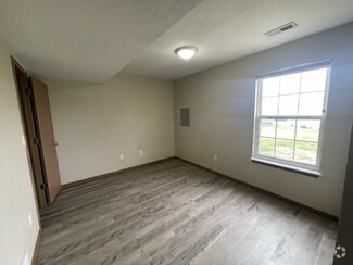 Building Photo - 3403 Westwind Dr