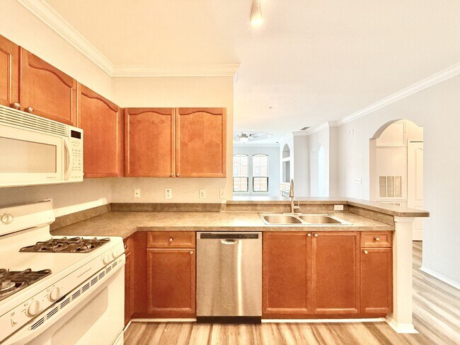 Building Photo - 2725 Via Cipriani