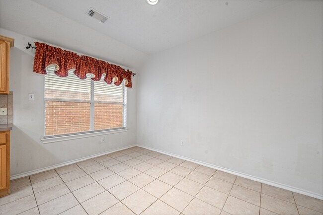 Building Photo - 6423 Bonnie Chase Ln