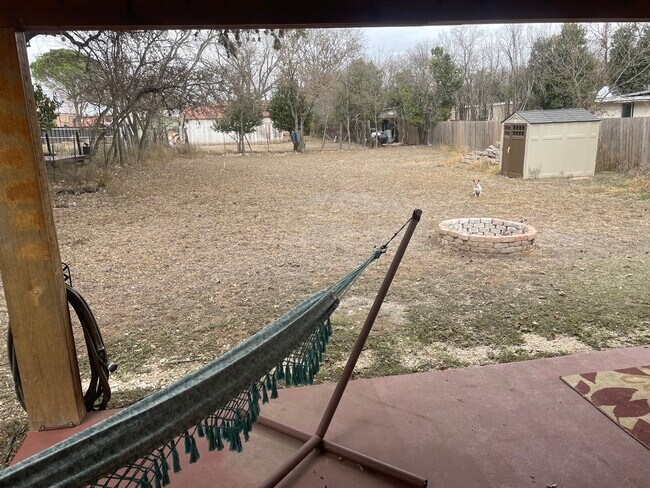 Building Photo - 1120 Aransas St