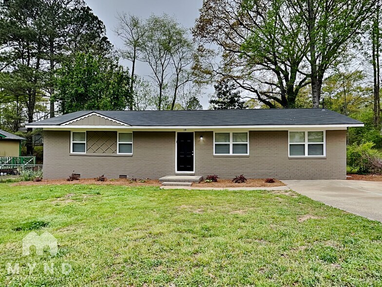 Primary Photo - 19 Westgate Park Dr