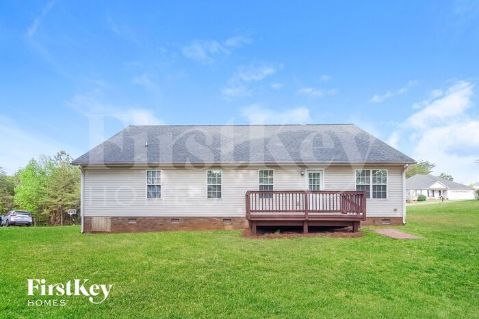 Building Photo - 5327 Oaktree Dr