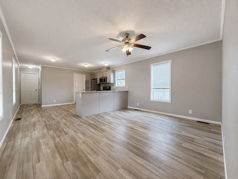 Building Photo - 71521 St Howard Ct