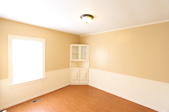 Building Photo - 505 Sunrise Blvd