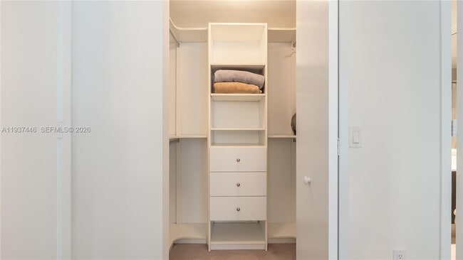 Building Photo - 31 SE 6th St