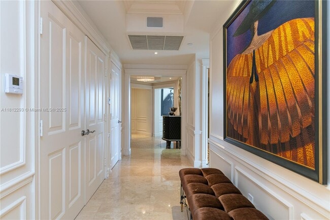 Building Photo - 17875 Collins Ave