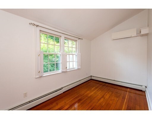 Building Photo - 87 High St