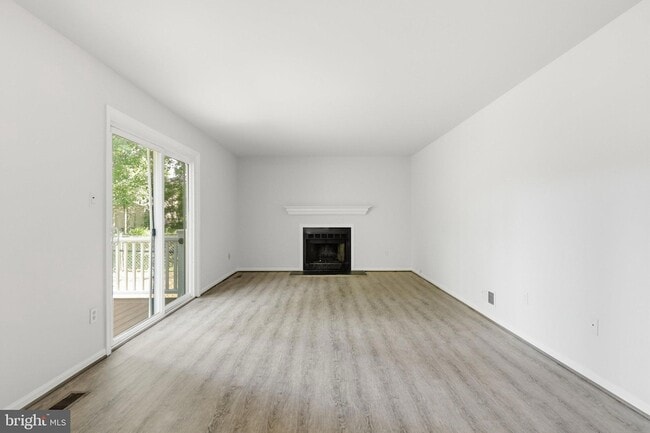 Building Photo - 2998 Steven Martin Dr