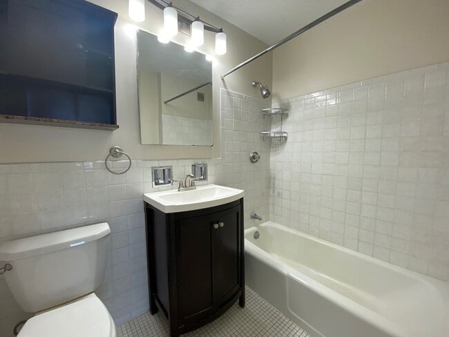 Building Photo - 151 Tremont St