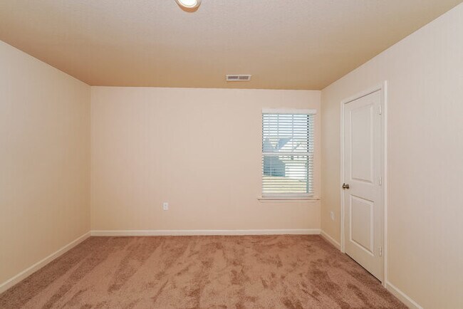 Building Photo - Home for rent in Springville!