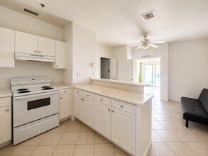 Building Photo - 2734 Bird Ave