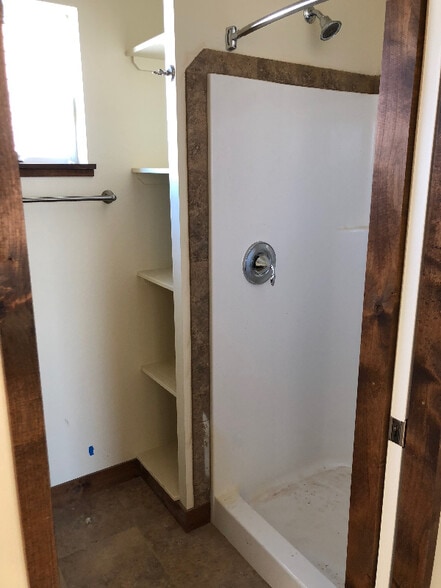 Building Photo - 1016 N 15th Ave