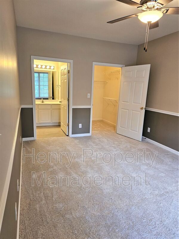 Building Photo - 3321 Kudrow Ln