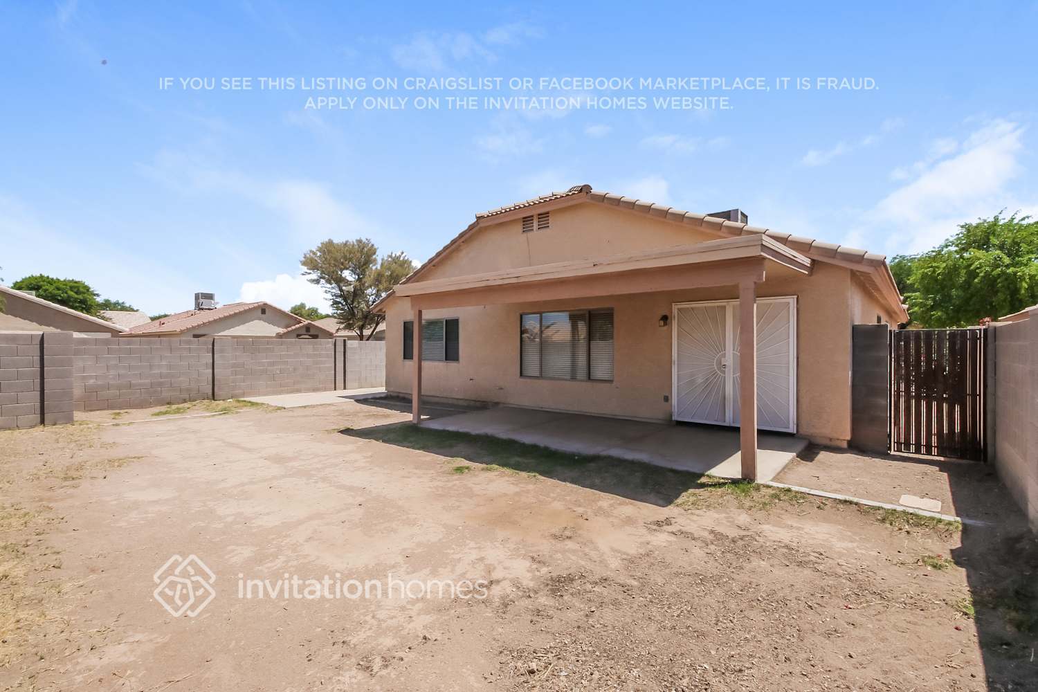 Building Photo - 1400 E Vernoa St