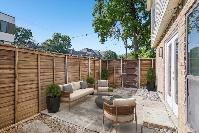 Building Photo - 4102 Bowser Ave