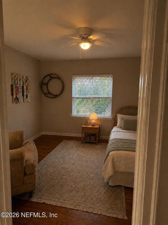 Building Photo - 2844 Cherokee Cir S