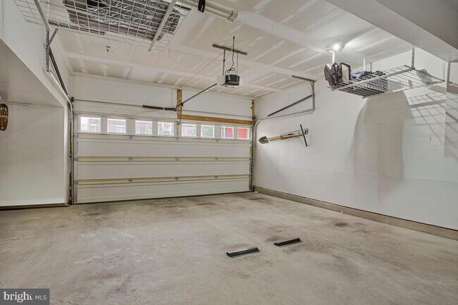 Building Photo - 4512 Grazing Way