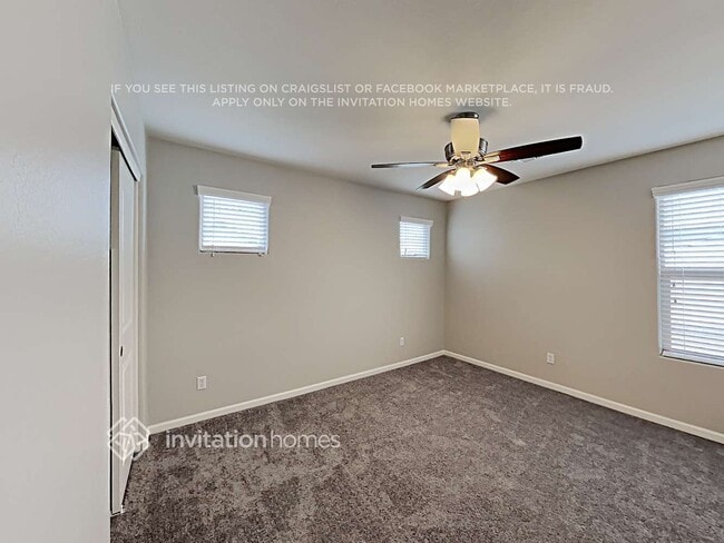 Building Photo - 1391 S Moccasin Trail