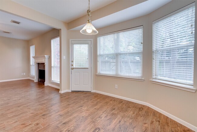 Building Photo - 22415 Rue Canyon Ct