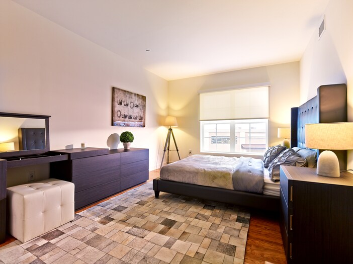 Building Photo - 105 Avenue F