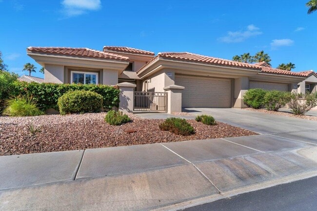 Building Photo - 38635 Orangecrest Rd