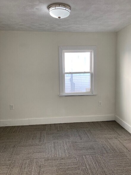 2nd Bedroom - 29 Lord St