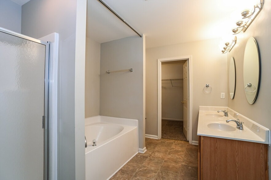 Building Photo - 6510 Blackwood Ln