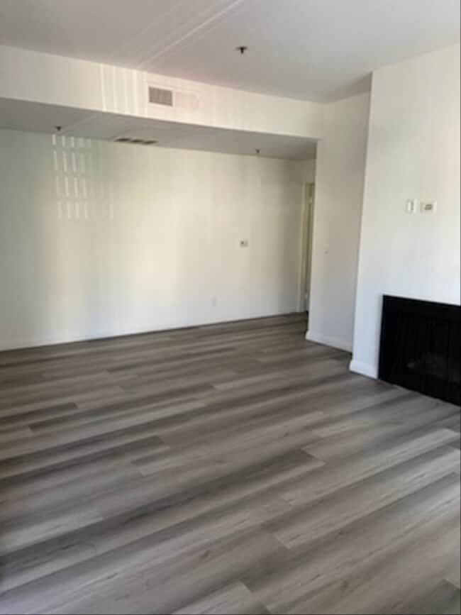 Building Photo - 6510 La Mirada Ave