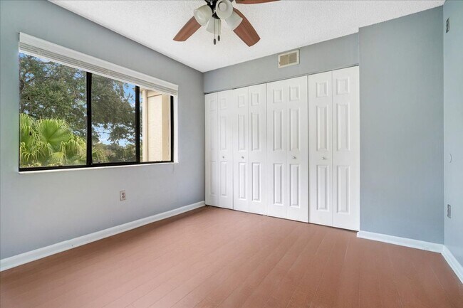 Building Photo - 3254 S Semoran Blvd