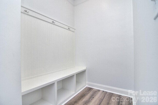 Building Photo - 1445 Overlea Pl NW