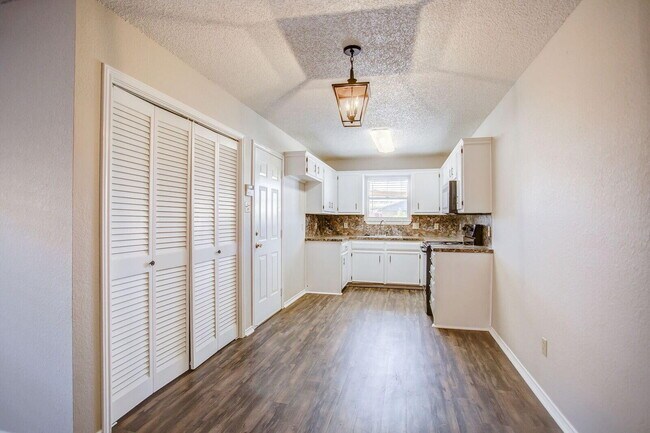 Building Photo - 5703 Brownfield Dr