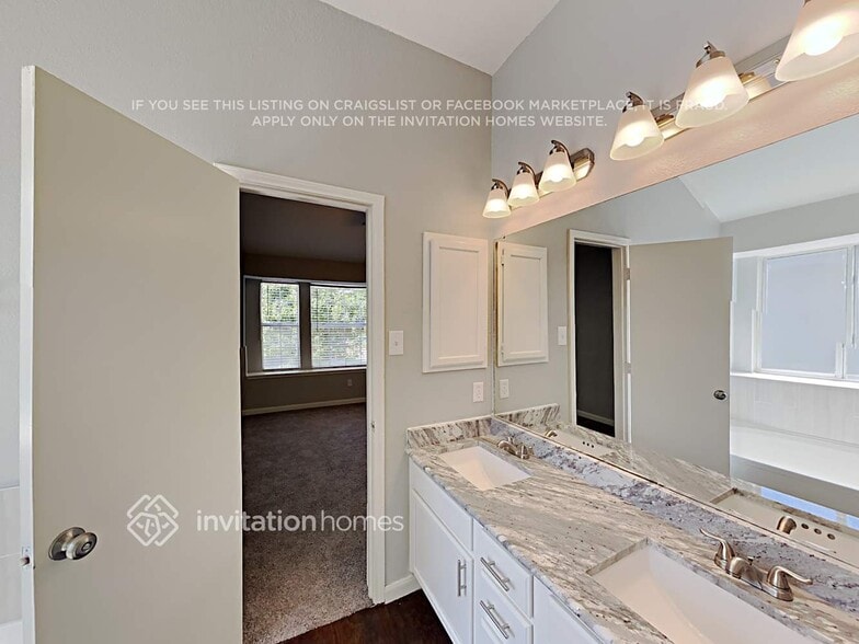 Building Photo - 2841 Garden Grove Rd